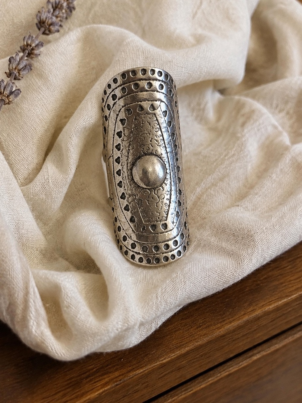 Silver-Tone Boho Shield Midi Ring - Women Accessories